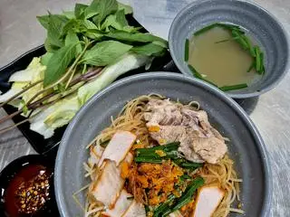 Hình ảnh Mì Khô Xương - Xá Xíu