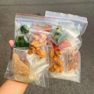 Hình ảnh Bánh Tráng Phơi Sương muối nhuyễn sate hành phi Tóp Mỡ