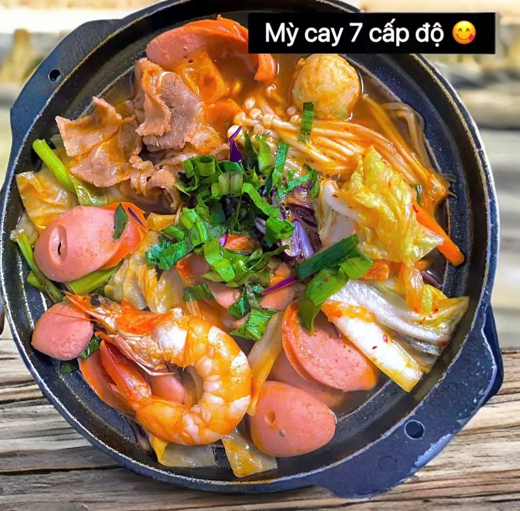 Hình ảnh Mỳ Cay Kim Chi Bò Mỹ