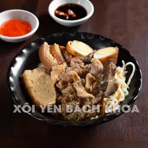 Hình ảnh Xôi Tá Lả (Trứng,chả,pate,gà xào,xúc xích)