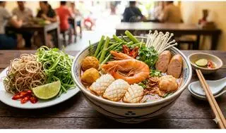 Hình ảnh Bún Thái hải sản
