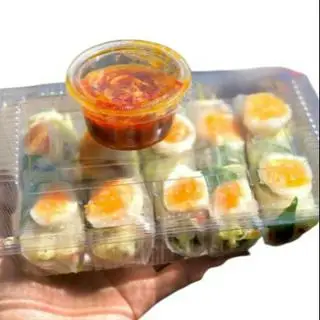 Hình ảnh 5 cuốn trứng cút chấm me