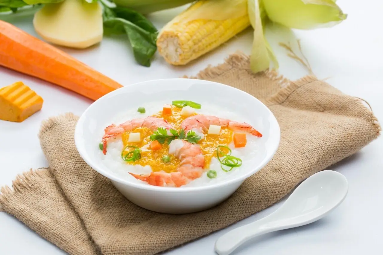 Hình ảnh Cháo tôm sốt cà rốt vừa