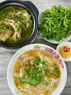 Hình ảnh Bánh canh đầu có lóc