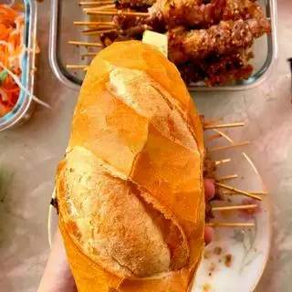 Hình ảnh Bánh mì thịt ốp la