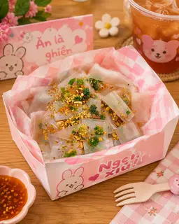 Hình ảnh Bánh Tráng Phơi Sương Cuốn Mỡ Hành