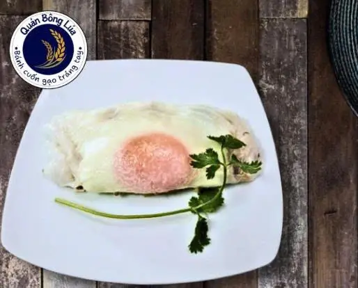 Hình ảnh Bánh cuốn trứng sạch ốp lòng đào - nhân thịt