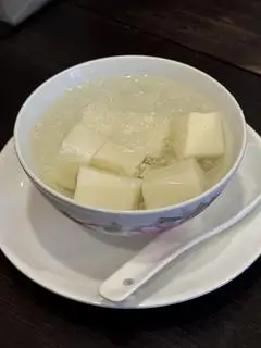 Hình ảnh Tàu hủ hạnh nhân