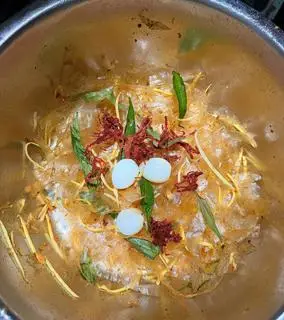 Hình ảnh Bánh Tráng Trộn Truyền Thống