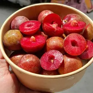 Hình ảnh Mận Hà Nội chua ngọt