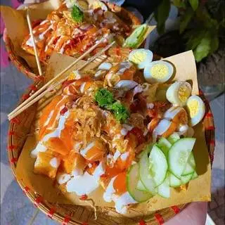 Hình ảnh Bánh mì muối ớt sốt bơ mật ong fulltopping