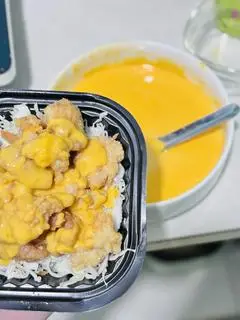 Hình ảnh Gà viên sốt phô mai mặn
