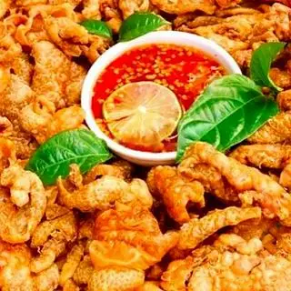 Hình ảnh Cơm chiên da gà giòn