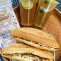 Hình ảnh Bánh mì thịt xiên