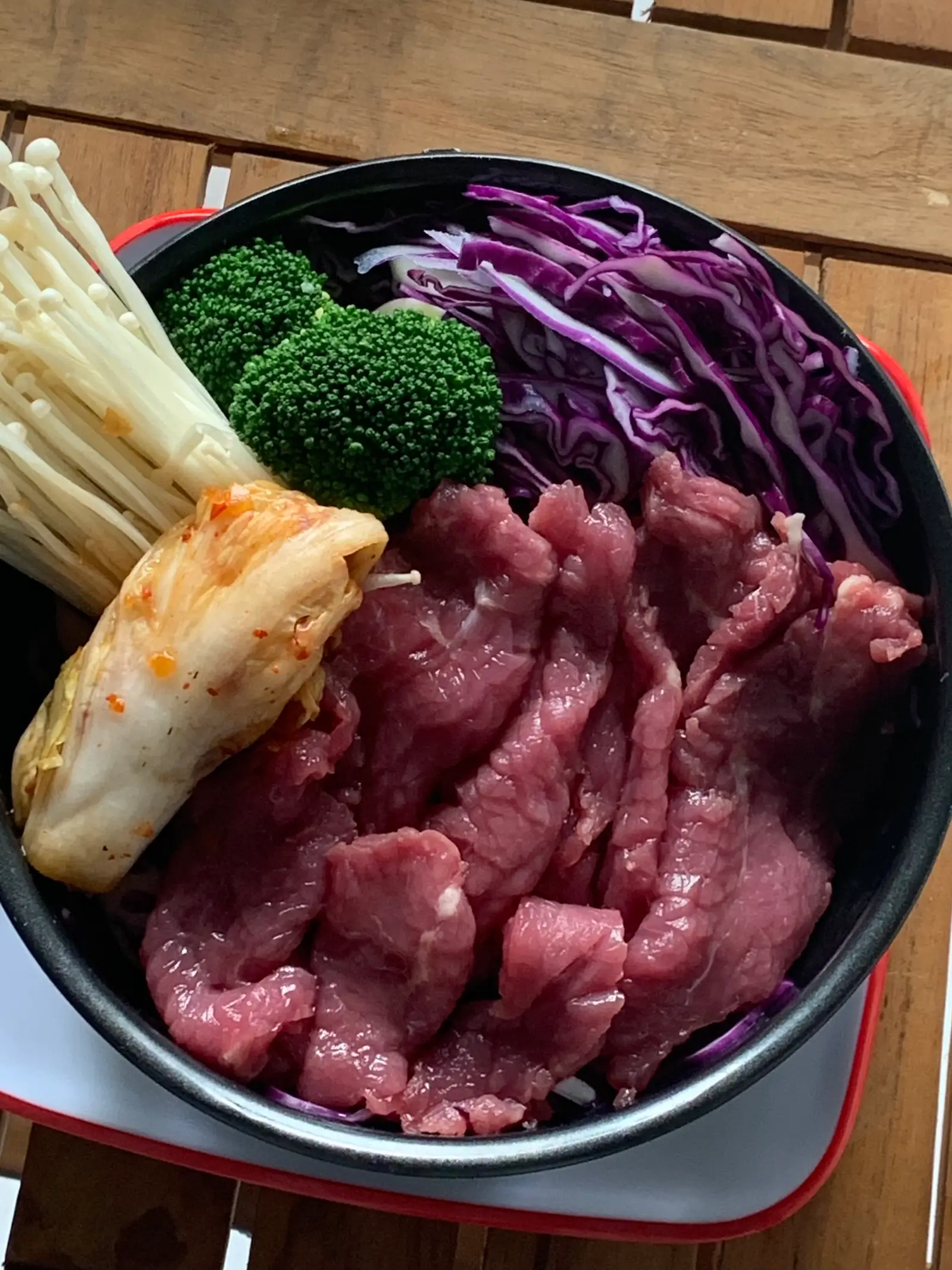 Hình ảnh MÌ CAY KIM CHI BÒ
