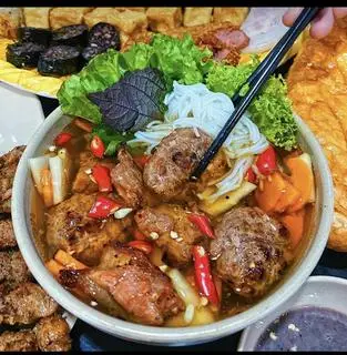 Hình ảnh Bún Chả Nướng Suất Lẫn Đầy Đủ