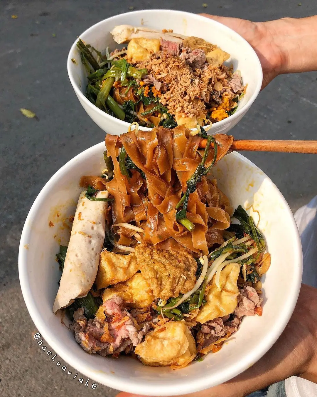 Hình ảnh bánh đa trộn bò đậu 