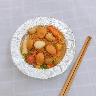 Hình ảnh 1 Mì Indomie Thập Cẩm Full Toping + 1 Trà Bí Đao Hạt Chia Full Topping