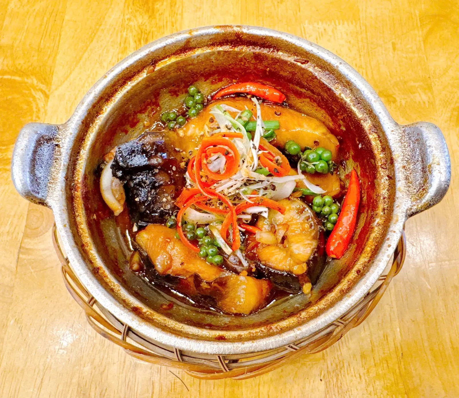 Hình ảnh Cá tầm kho tộ