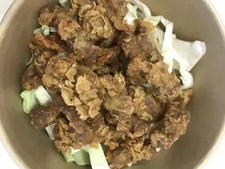 Hình ảnh Bò popchip sốt chua ngọt