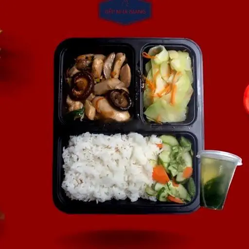Hình ảnh Cơm gà xào nấm