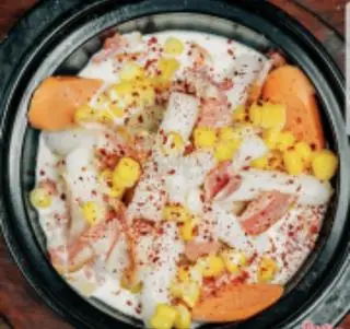 Hình ảnh Tokkboki Sốt Kem Sữa