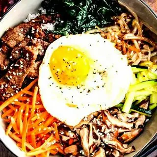Hình ảnh Mì trộn Hàn Quốc