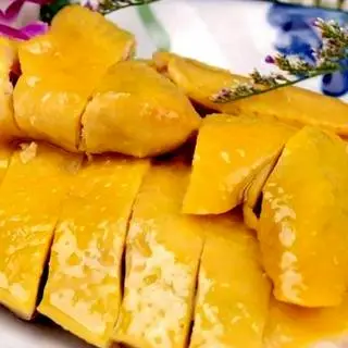 Hình ảnh 1/2 Gà luộc để mát