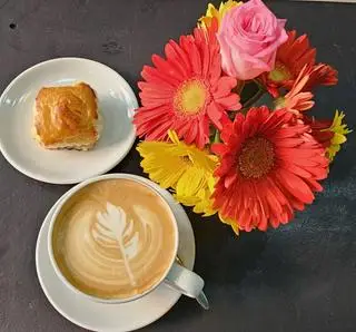 Hình ảnh Latte - size M