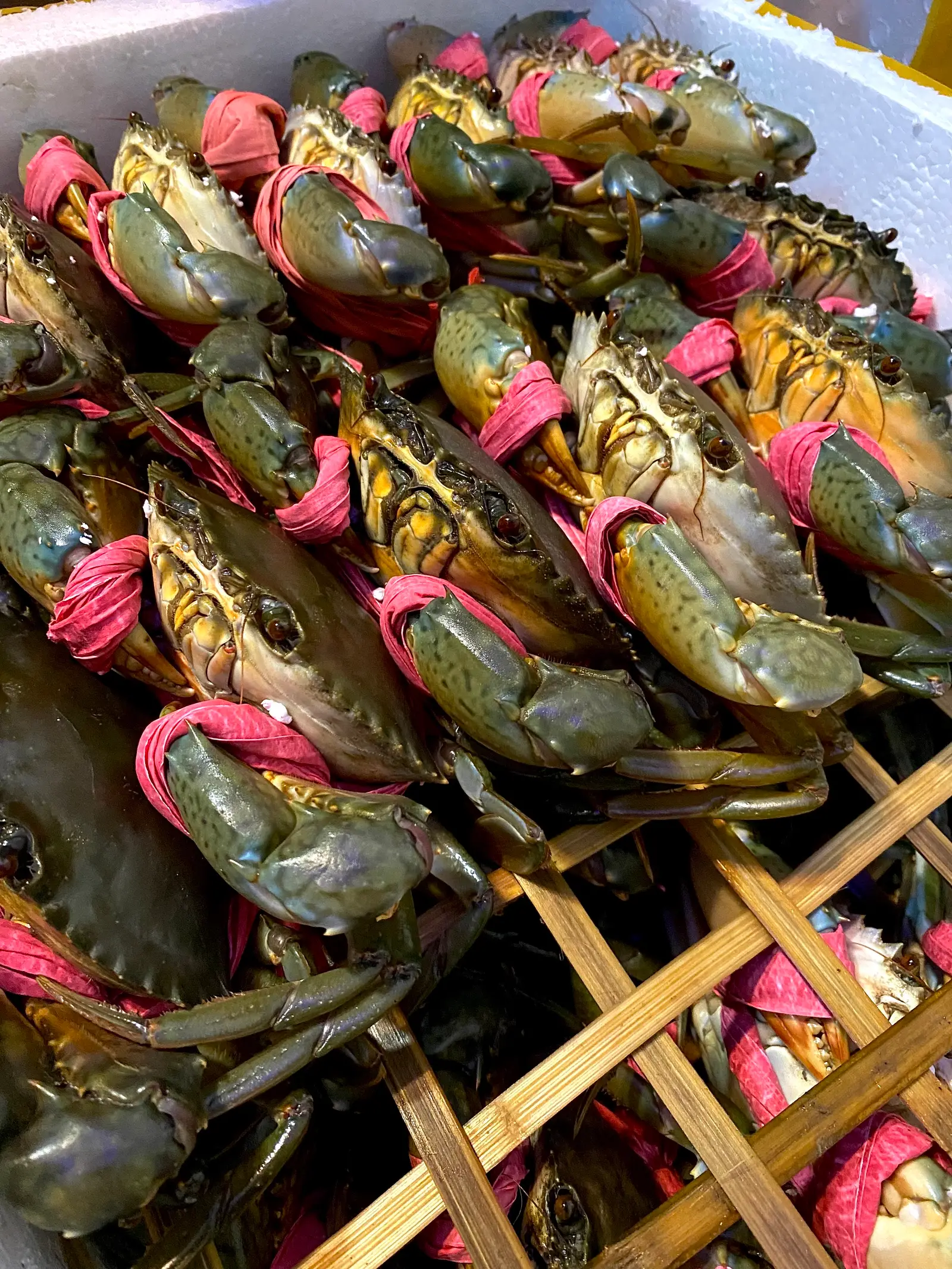 Hình ảnh Cua Cà Mau Sống 4 con/kg