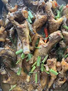 Hình ảnh Cơm Cá Bóng Kho Tiêu 