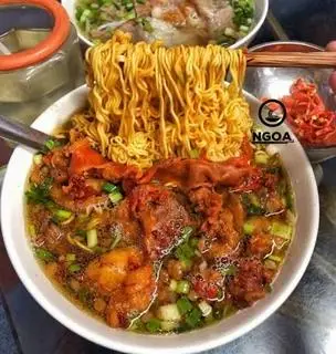 Hình ảnh Mì tôm sốt vang