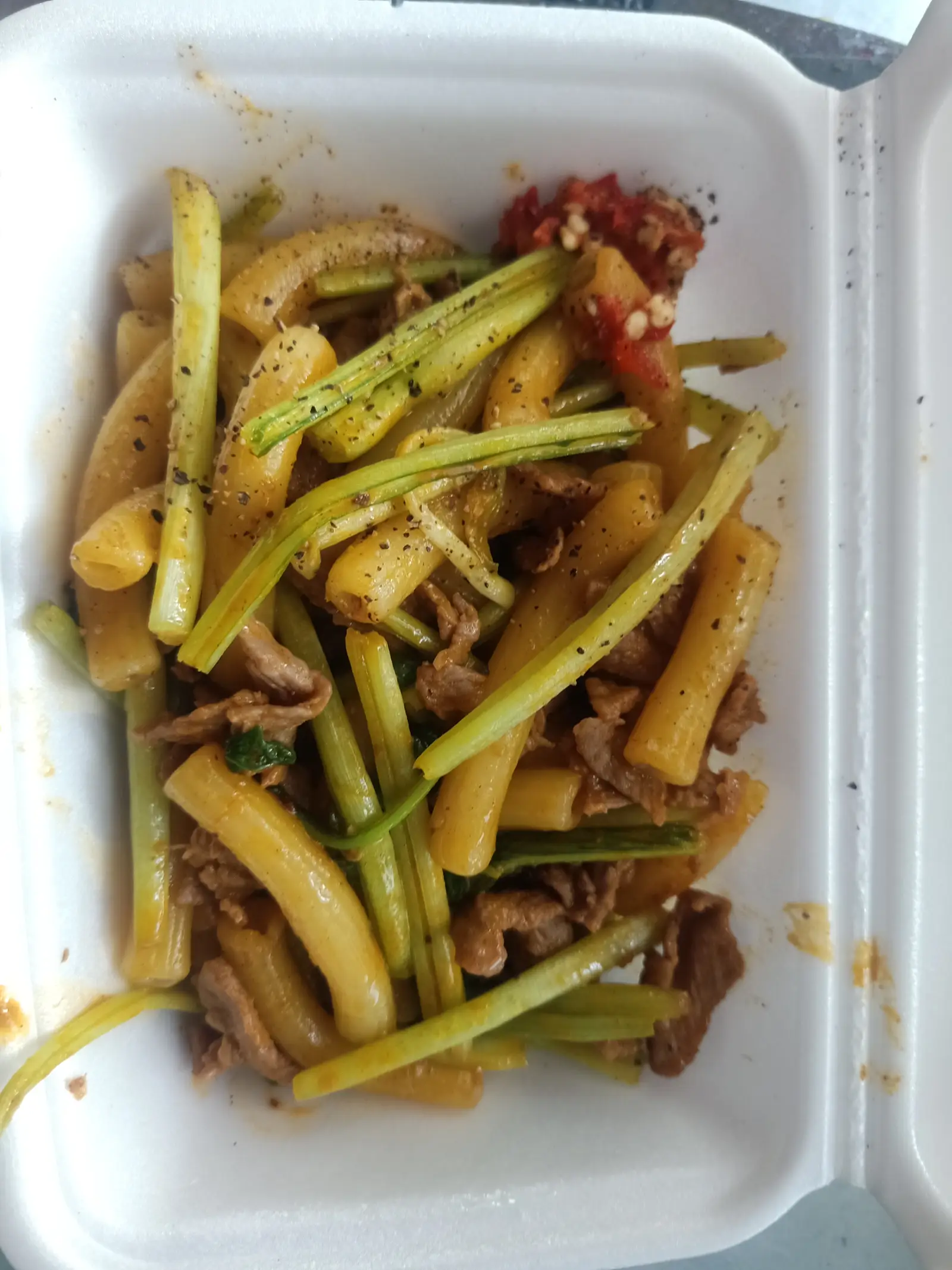 Hình ảnh Nui Xào Bò