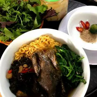 Hình ảnh Mì Gà Ác Tần Thuốc Bắc