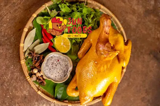 Hình ảnh Gà Ủ Muối - Nguyên Con (đầy đủ đầu cổ chân) - Tặng 1 Pepsi