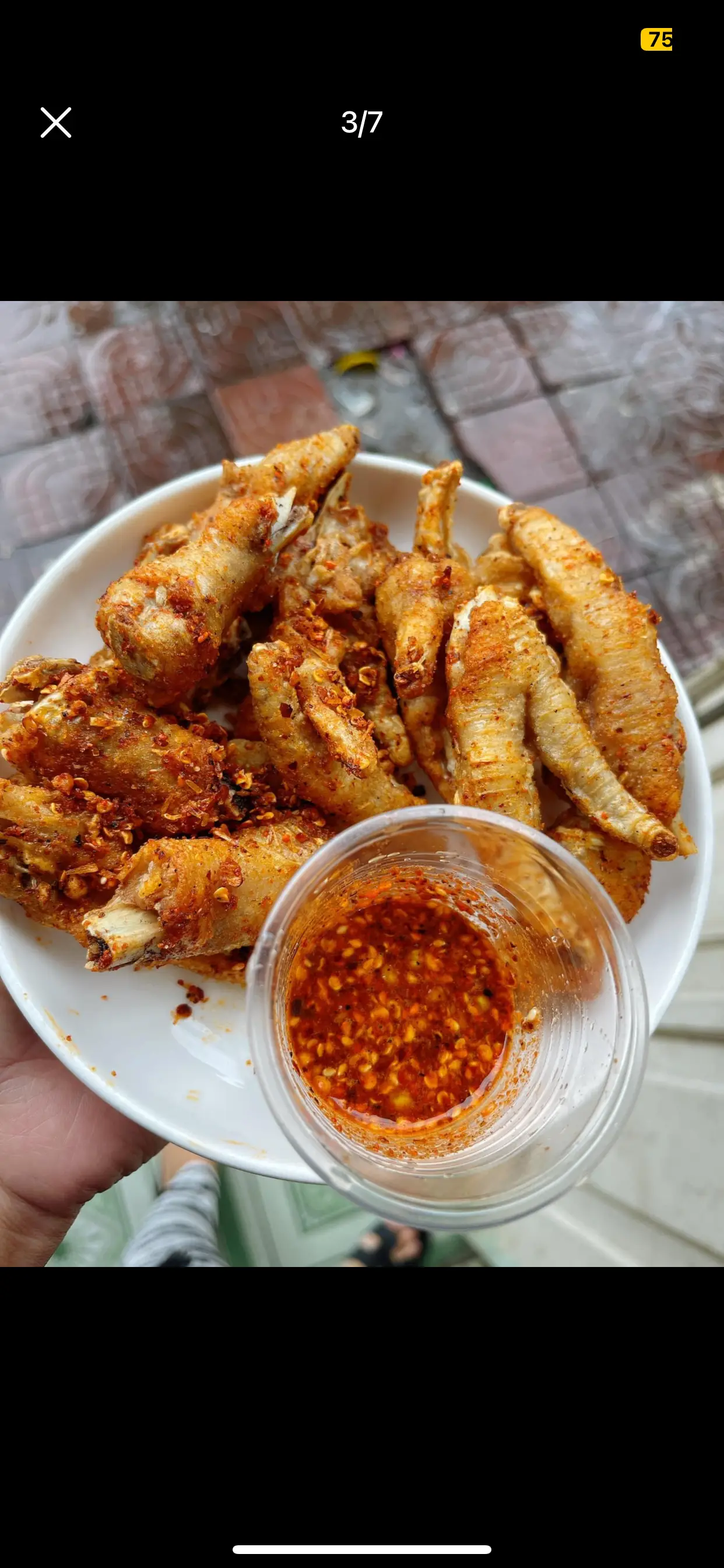 Hình ảnh chân gà chiên tê cay/ chân
