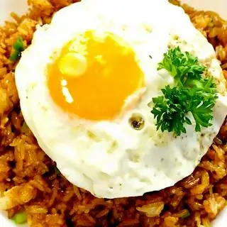 Hình ảnh Cơm chiên 2 trứng ốp la