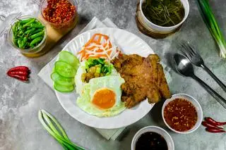 Hình ảnh Sườn Ốp La
