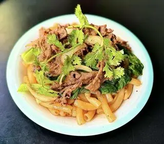 Hình ảnh Nui xào bò