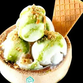 Hình ảnh Kem trái dừa matcha