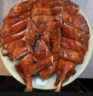 Hình ảnh Combo 1 con vịt quay - 10 bánh bao