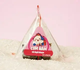 Hình ảnh Cơm nắm cá ngừ mayo