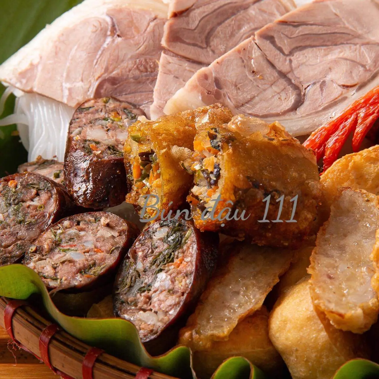 Hình ảnh Bún đậu đầy đủ + Coca