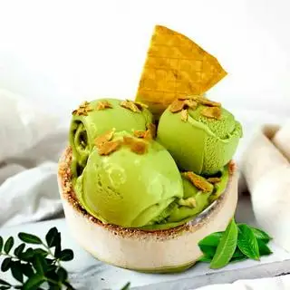 Hình ảnh Kem trái dừa bơ