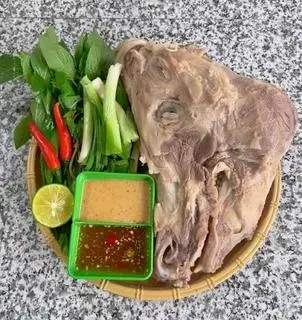 Hình ảnh Má heo luộc