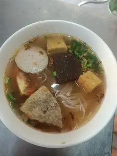 Hình ảnh Bún riêu cua - ốc - giò
