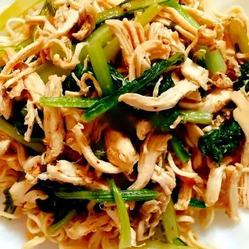 Hình ảnh Mì Xào Gà Xé