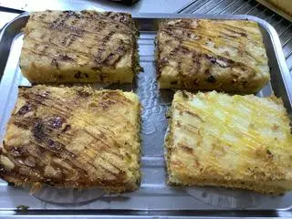 Hình ảnh Bông Lan Sốt Dừa Rong Biển
