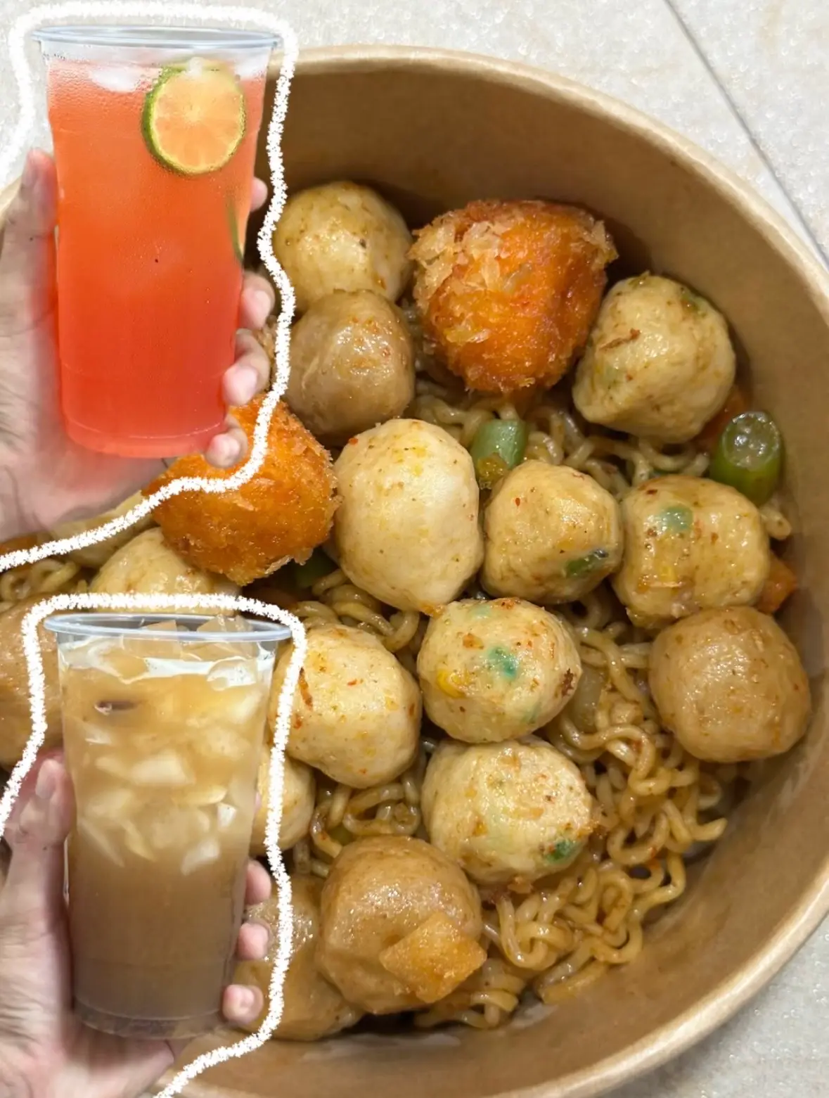 Hình ảnh Mì trộn thập cẩm kèm 1 nước
