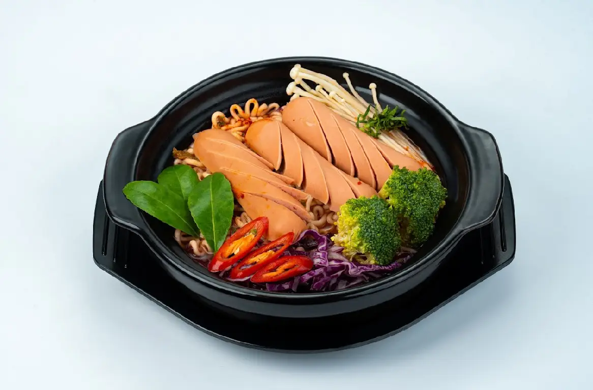 Hình ảnh Mỳ Lẩu Thái Xúc Xích